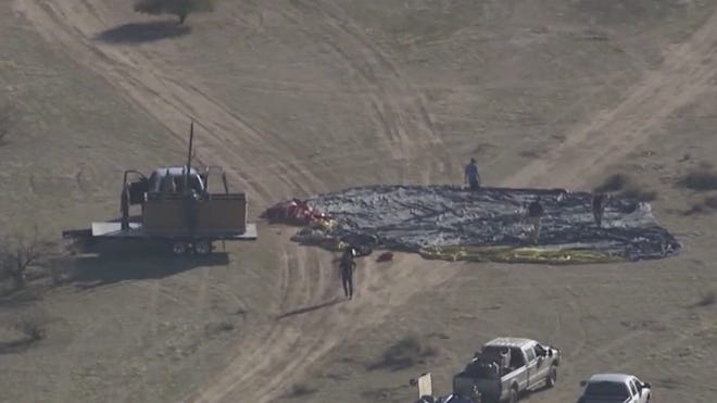 Hot air balloon crash in Arizona leaves four people dead