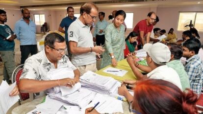 Bihar’s draft rolls published on August 1 show 7.24 crore names, 65 lakh fewer than earlier, with the final list due on September 30 Bihar’s draft rolls published on August 1 show 7.24 crore names, 65 lakh fewer than earlier, with the final list due on September 30