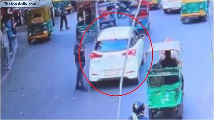 According to the Delhi Police Special Cell, the i20 car was parked in the Sunehri Masjid parking lot for three hours before the blast