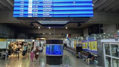 Three international airlines canceled their flights departing from Venezuela