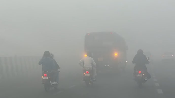Air pollution in the national capital worsened further on Sunday.
