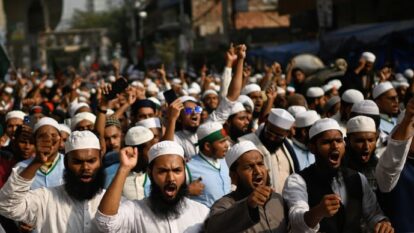 Members of various Islamist parties protest in Dhaka on December 19 following the death of Sharif Osman Hadi.