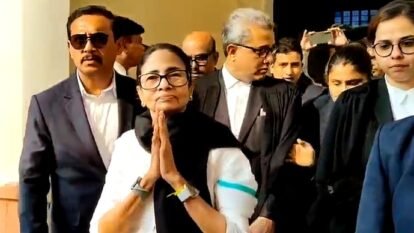 Mamata greets other lawyers with folded hands inside the Supreme Court premises.