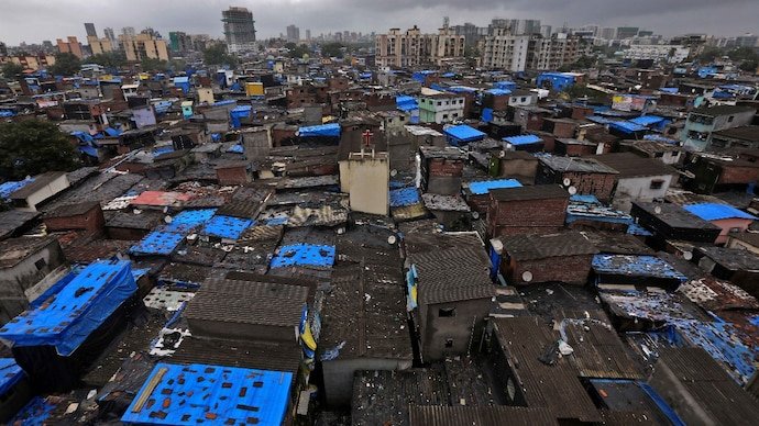 dharavi slum poverty tourism