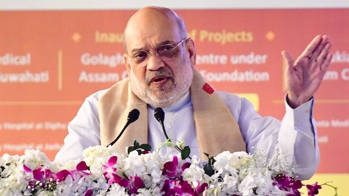 Home Minister Amit Shah addresses the gathring