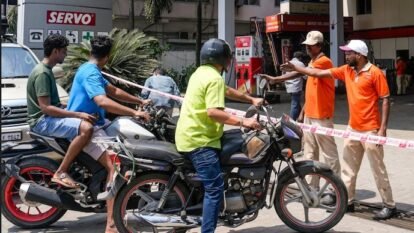 fuel LPG shortage crisis panic hardeep puri address no shortage
