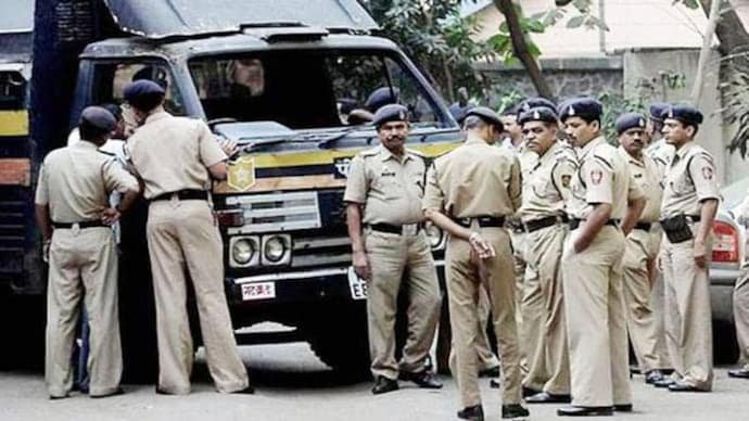 Pune cops issue 'Leave India' notice to 3 US nationals for promoting Christianity