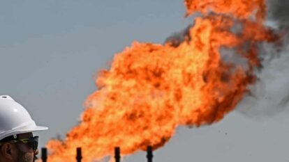 An oil and gas field in Basra, Iraq