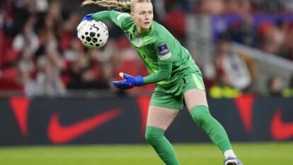 Sarina Wiegman speaks to the England team after win over Iceland
