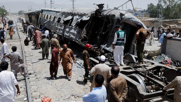 BLA claims attack on Pakistan military train near Quetta killed 82 soldiers