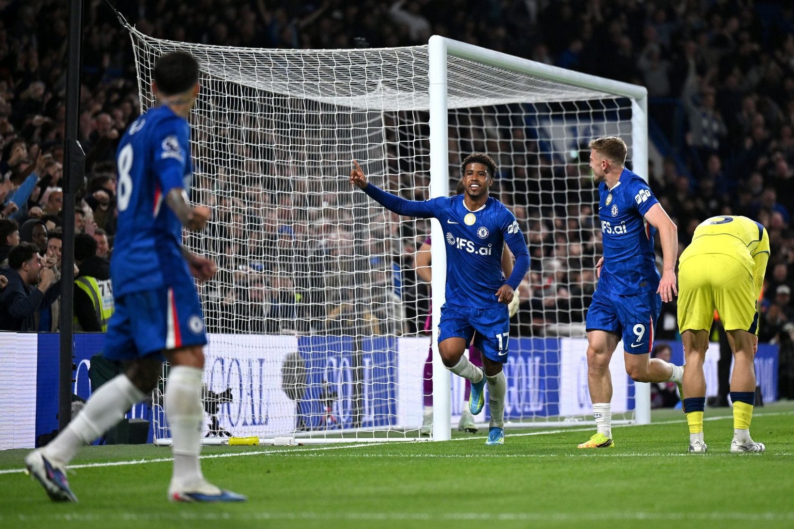 Chelsea v Tottenham Hotspur - Premier League
