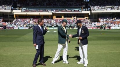 Ravi Shastri Reveals How He Calmed Virat Kohli During the Fiery 2014-15 Border-Gavaskar Trophy Ravi Shastri Reveals How He Calmed Virat Kohli During the Fiery 2014-15 Border-Gavaskar Trophy
