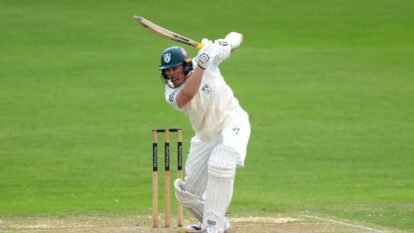 Hose and D’Oliveira Lead Worcestershire Fightback as County Championship Clash with Gloucestershire Heads for Intriguing Finish Hose and D’Oliveira Lead Worcestershire Fightback as County Championship Clash with Gloucestershire Heads for Intriguing Finish