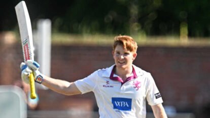 Thomas Rew’s Brilliant Century and Craig Overton’s Heroics Put Somerset in Command Against Warwickshire Thomas Rew’s Brilliant Century and Craig Overton’s Heroics Put Somerset in Command Against Warwickshire