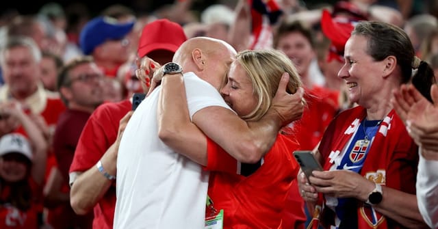 Stale Solbakken’s Emotional Celebration Goes Viral as Norway Reach FIFA World Cup 2026 Knockout Stage
