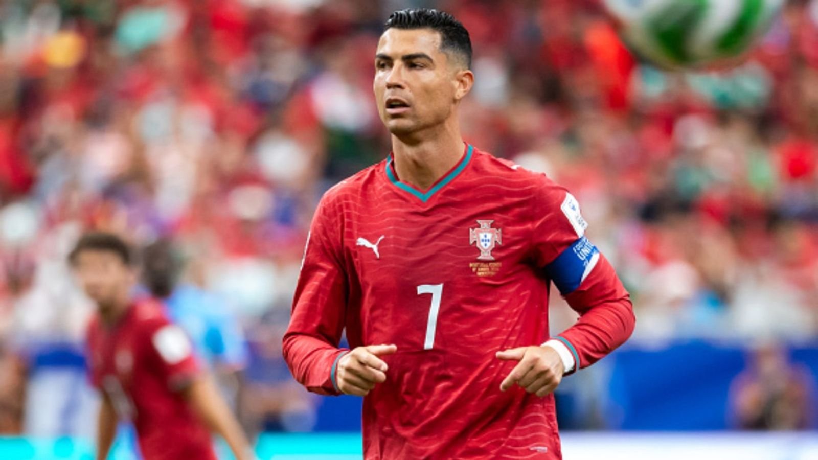 Cristiano Ronaldo Under Fire Ahead of Uzbekistan Clash as Stewart Robson Urges Portugal to Bench Him