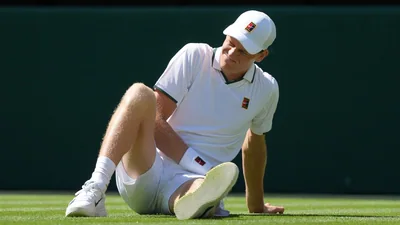 Jannik Sinner Wimbledon 2026 Injury Scare: World No. 1 Suffers Painful Fall Against Miomir Kecmanovic