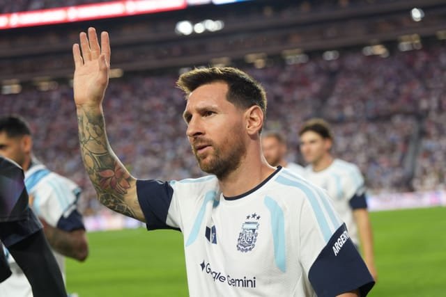 Lionel Messi-Led Argentina Call Up Tottenham's Marcos Senesi as Injury Replacement for 2026 FIFA World Cup