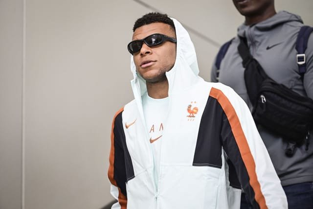 Dembele Defends Mbappe as France Star Faces Intense Scrutiny Ahead of 2026 World Cup Opener vs Senegal