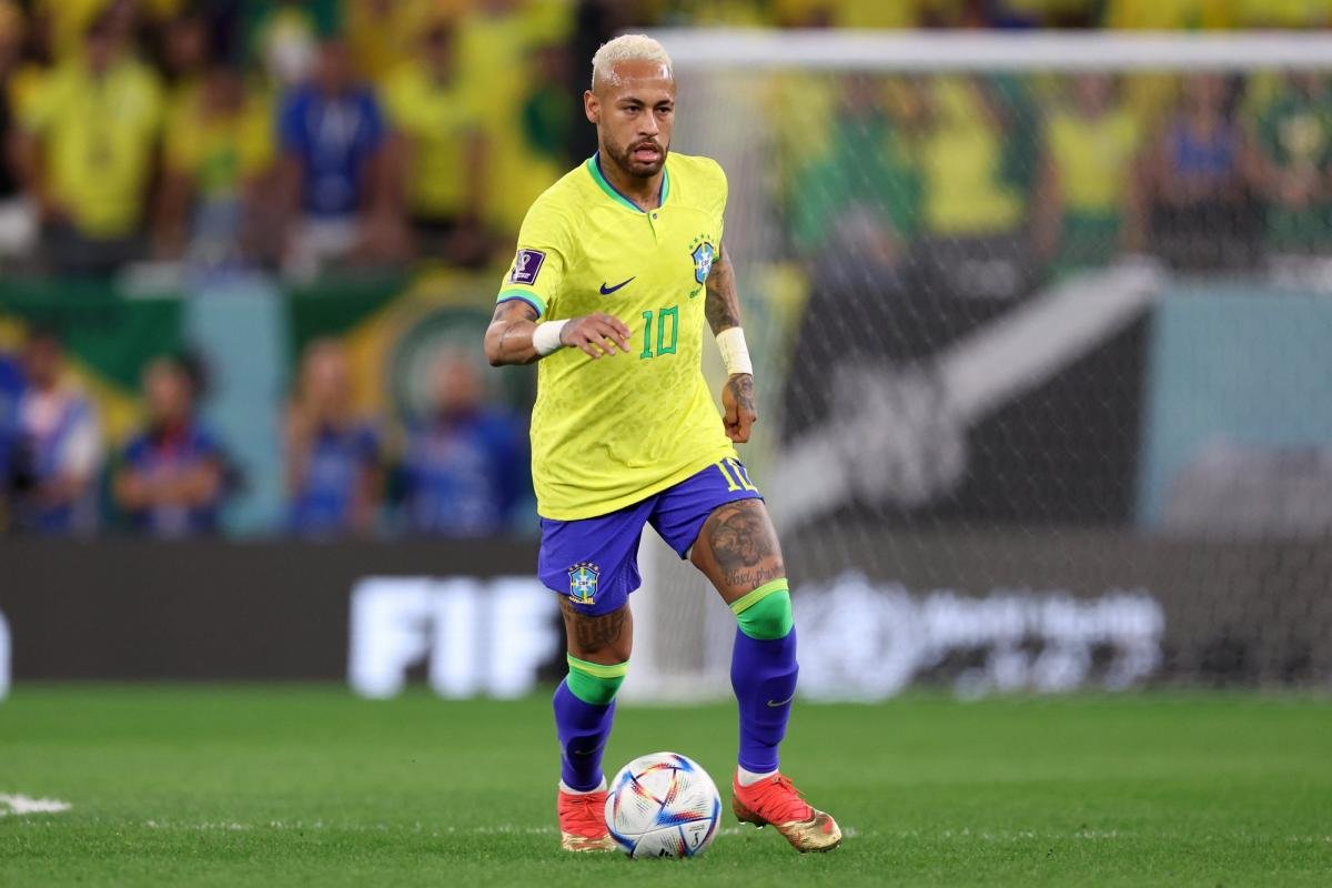 Neymar Injury Blow Rocks Brazil's 2026 World Cup Campaign as Star Faces Entire Group Stage Absence