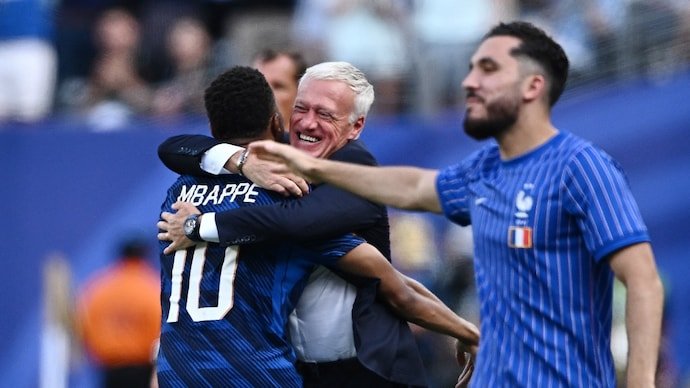 Kylian Mbappe's Emotional Tribute to Didier Deschamps Lights Up France's FIFA World Cup Victory