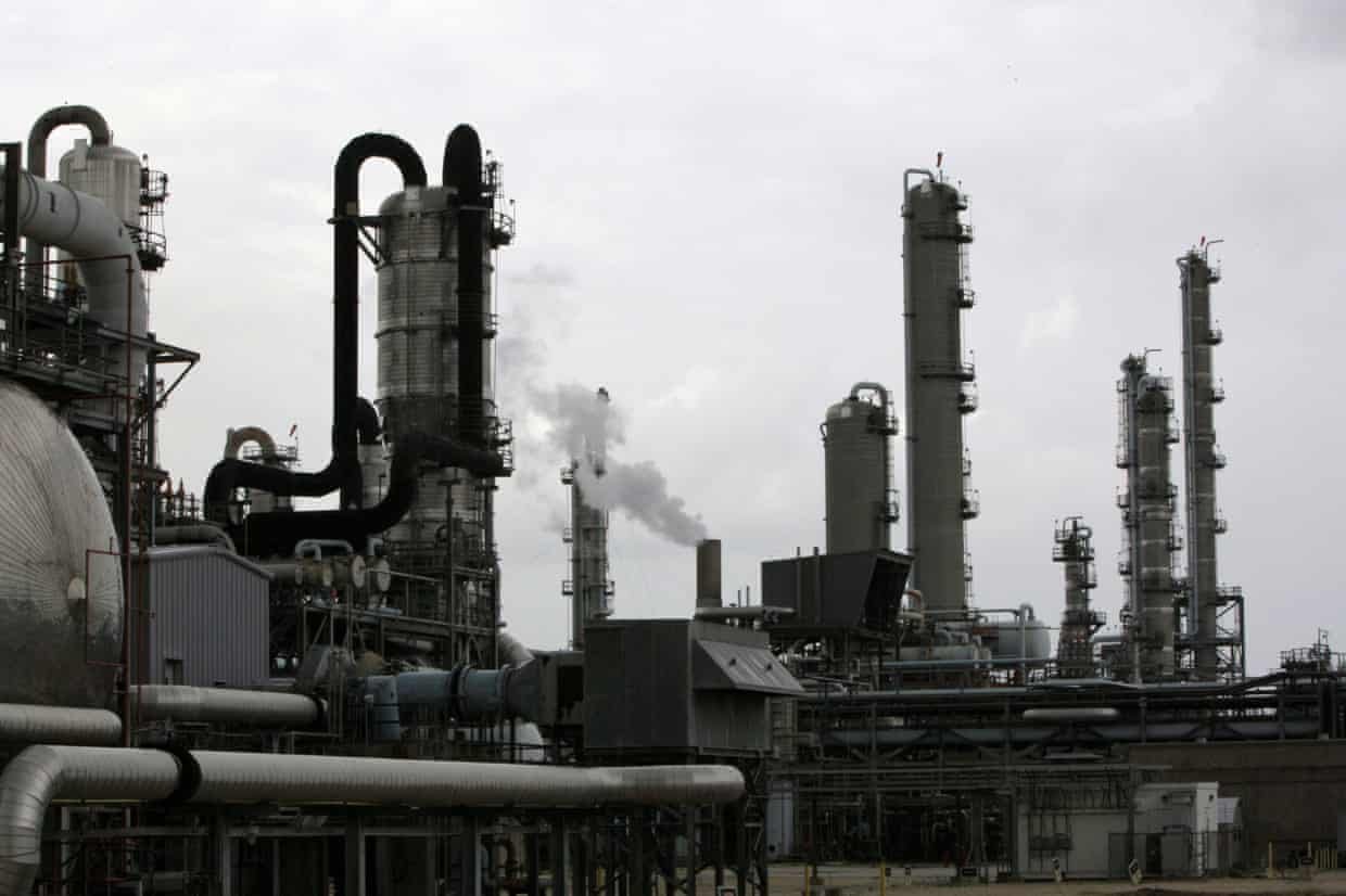 Trump EPA Chemical Safety Board Controversy: Industry Conflict Claims Raise Questions About U.S. Chemical Regulation