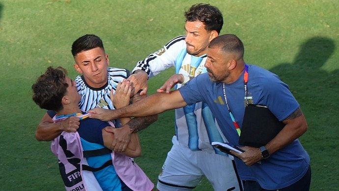 Leandro Paredes World Cup Final Controversy: FIFA Red Card Confusion Triggers Investigation