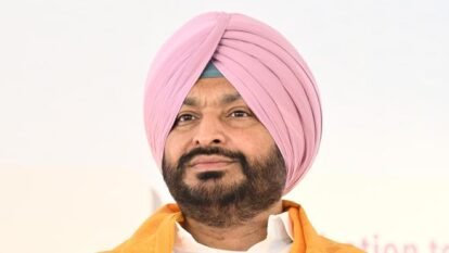 Ravneet Singh Bittu Resigns as Union Minister After Rajya Sabha Term Ends Ravneet Singh Bittu Resigns as Union Minister After Rajya Sabha Term Ends