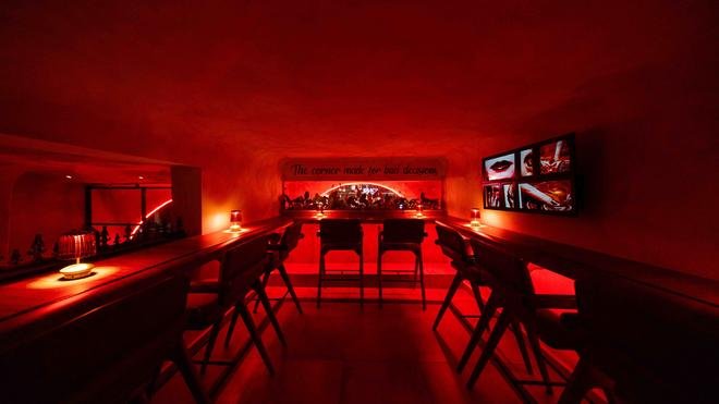 Bengaluru Café Bar Trend: Why Cafés Are Turning Into Cocktail Bars After Dark
