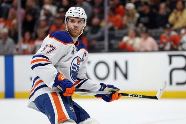 Connor McDavid's Toronto Comments Ignite Debate as Sid Seixeiro Questions Edmonton Hockey Pressure