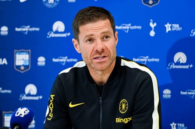 Chelsea Injury Update: Xabi Alonso Confirms Romeo Lavia Fit for Tottenham Clash
