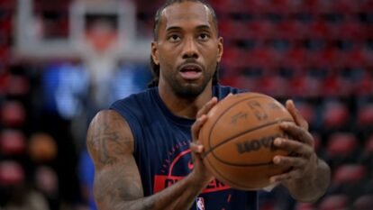 Kawhi Leonard Trade to Raptors Delayed by NBA Investigation, Clippers Reunion Still Possible Kawhi Leonard Trade to Raptors Delayed by NBA Investigation, Clippers Reunion Still Possible