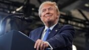 Trump Approval Rating Falls to 33% Amid Iran War Pressure