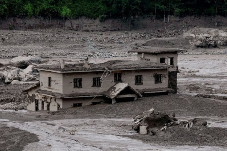Nepal mudslide