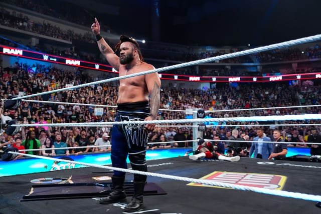Jacob Fatu Bloodied Royce Keys on WWE RAW for One Reason: The Bloodline Story Is Getting Personal