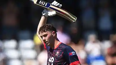 Rocky Flintoff Smashes Maiden Senior Hundred With Stunning 123 for Lancashire
