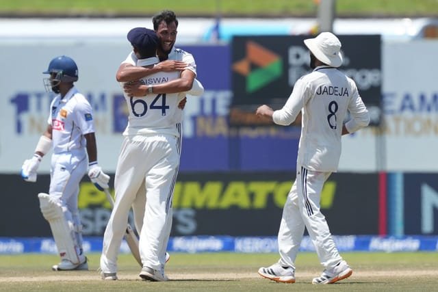 Niroshan Dickwella Falls to Rash Shot as India Strike Twice on Day 5