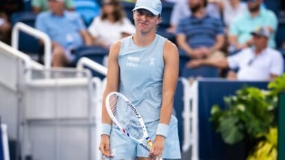 Iga Swiatek Heckled by Fan During Cincinnati Open Loss to Jessica Pegula Iga Swiatek Heckled by Fan During Cincinnati Open Loss to Jessica Pegula