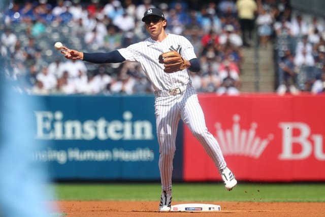 MLB Fans Defend Derek Jeter After Analyst’s George Lombard Jr. Take