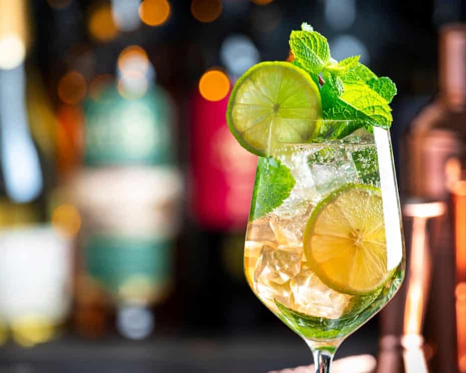 20 Best Spritz and Shandy Drinks to Try This Summer, From Kumquat to Portergaff