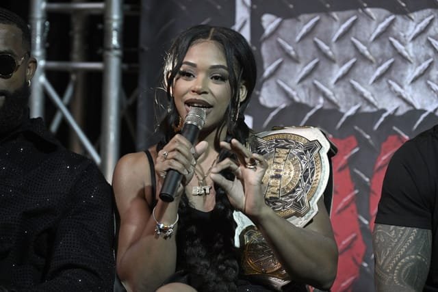 Bianca Belair Health Update: WWE Star Reveals Carpal Tunnel Symptoms