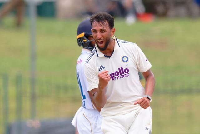 Prasidh Krishna Outbowls Mohammed Siraj in Colombo Test as Mohammad Kaif Praises India Seamer
