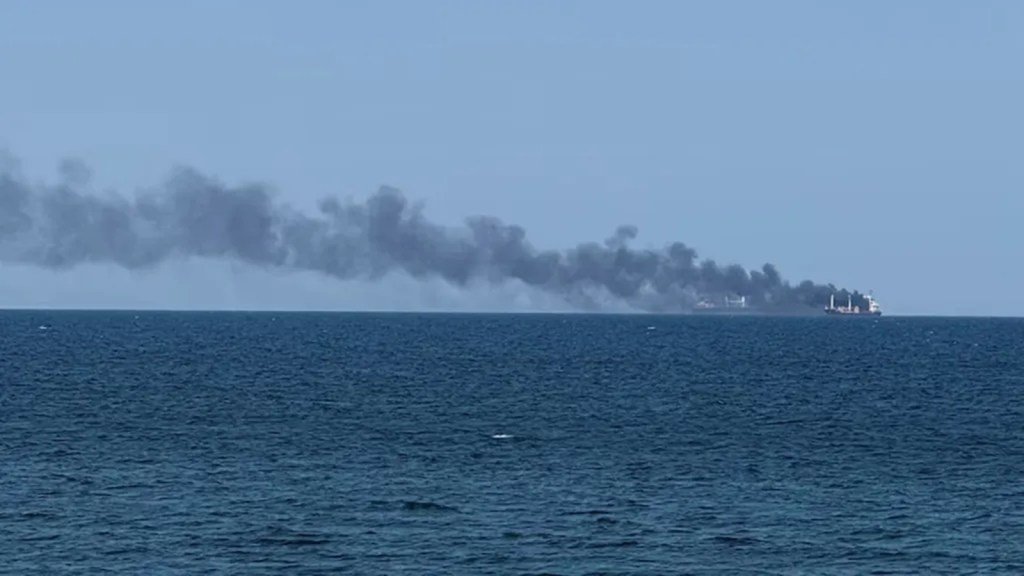 indian ship attacked in yemen