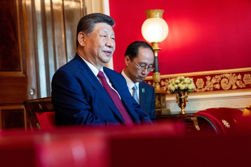 Xi Jinping, China's president, attends a tea ceremony with US First Lady Melania Trump and US President Donald Trump during a state visit in the Red Room of the White House in Washington, DC, US, on September 25, 2026.