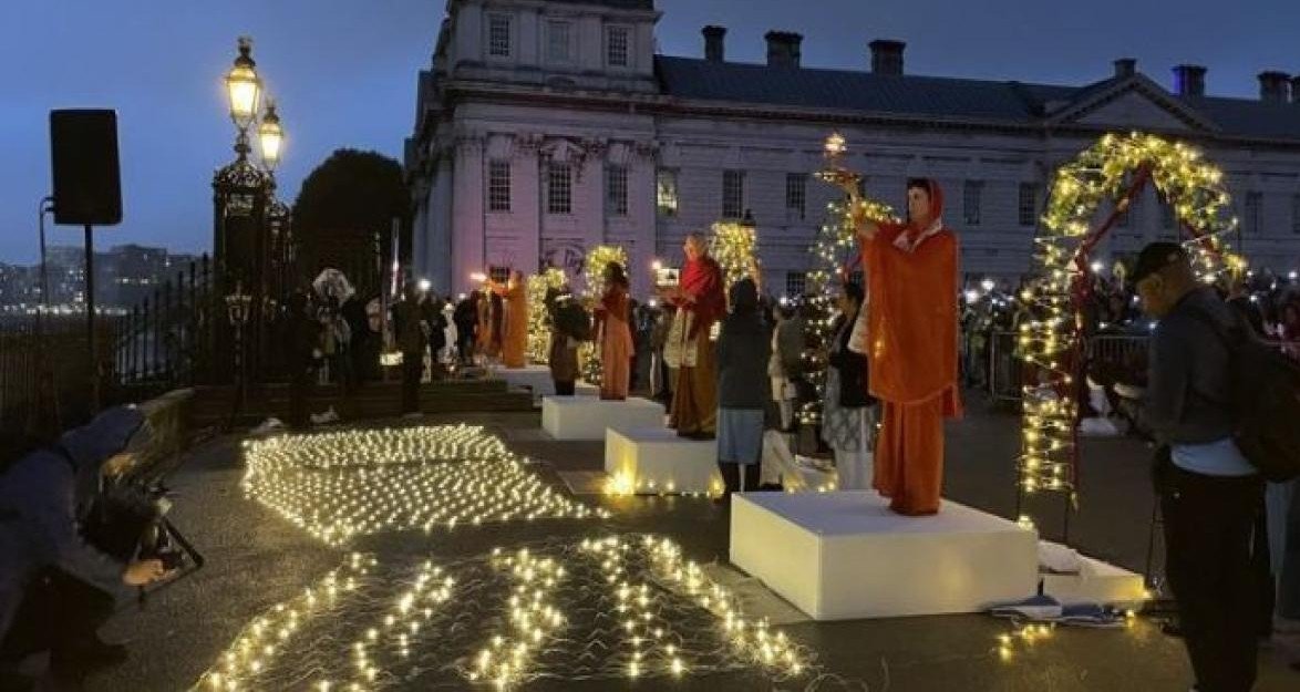 Ganga Aarti Thames: London Hosts First River Ceremony