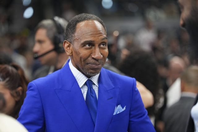 Dez Bryant Backs Stephen A. Smith in Cari Champion-Jemele Hill Dispute