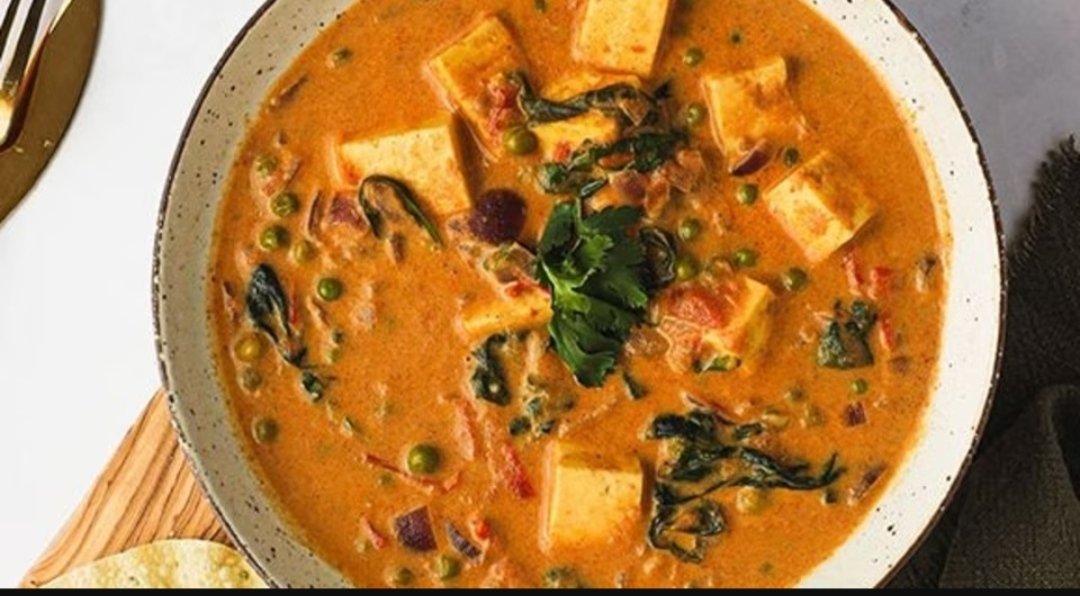 Masala Steamed Eggs Recipe: Switch Up Boring Egg Curry With This Fitness Coach-Recommended Protein-Rich Dish
