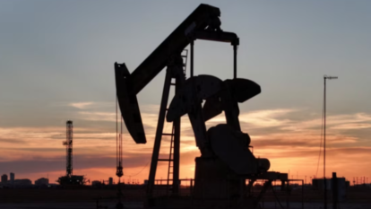Oil Prices Set to End Week Above $100 as Middle East Supply Risks Intensify