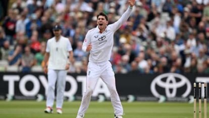 England vs Pakistan 3rd Test: Shan Masood and Azan Awais Lead Pakistan Fightback