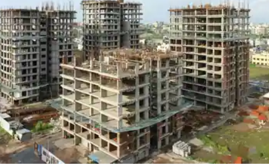 UP RERA Approves 13 Projects Worth ₹2,380 Crore Across Six Districts